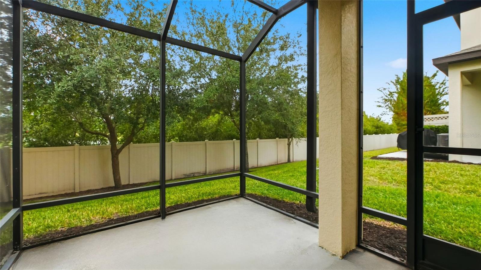 WEST LAKE TWNHMS PH 2 - Residential Lease