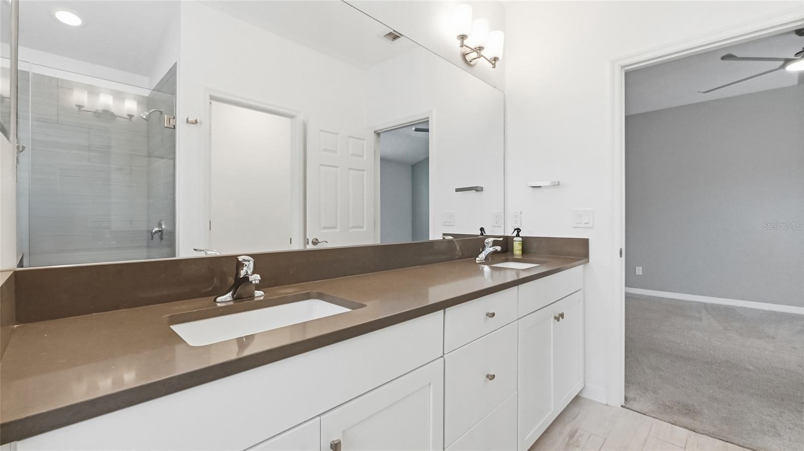 WEST LAKE TWNHMS PH 2 - Residential Lease