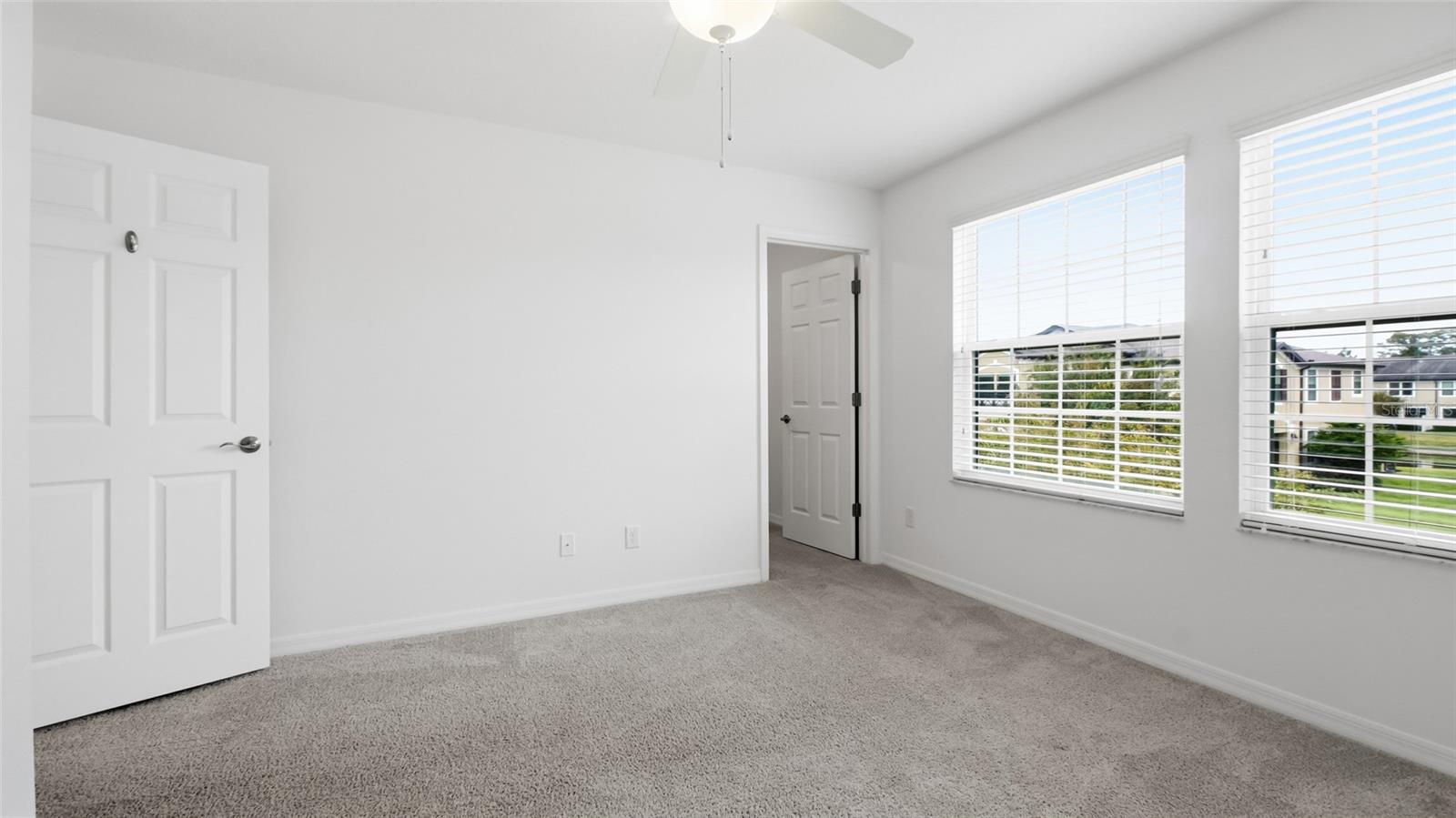 WEST LAKE TWNHMS PH 2 - Residential Lease