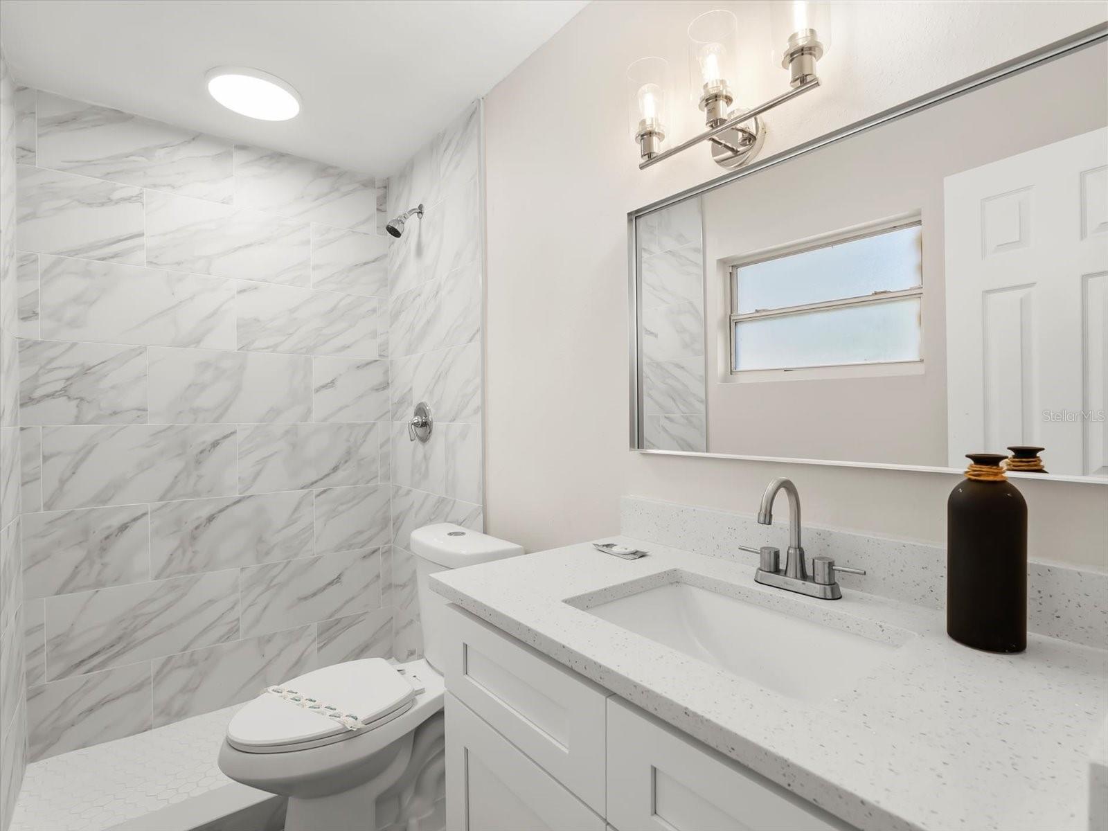 MALIBU GROVES SIXTH ADD - Residential