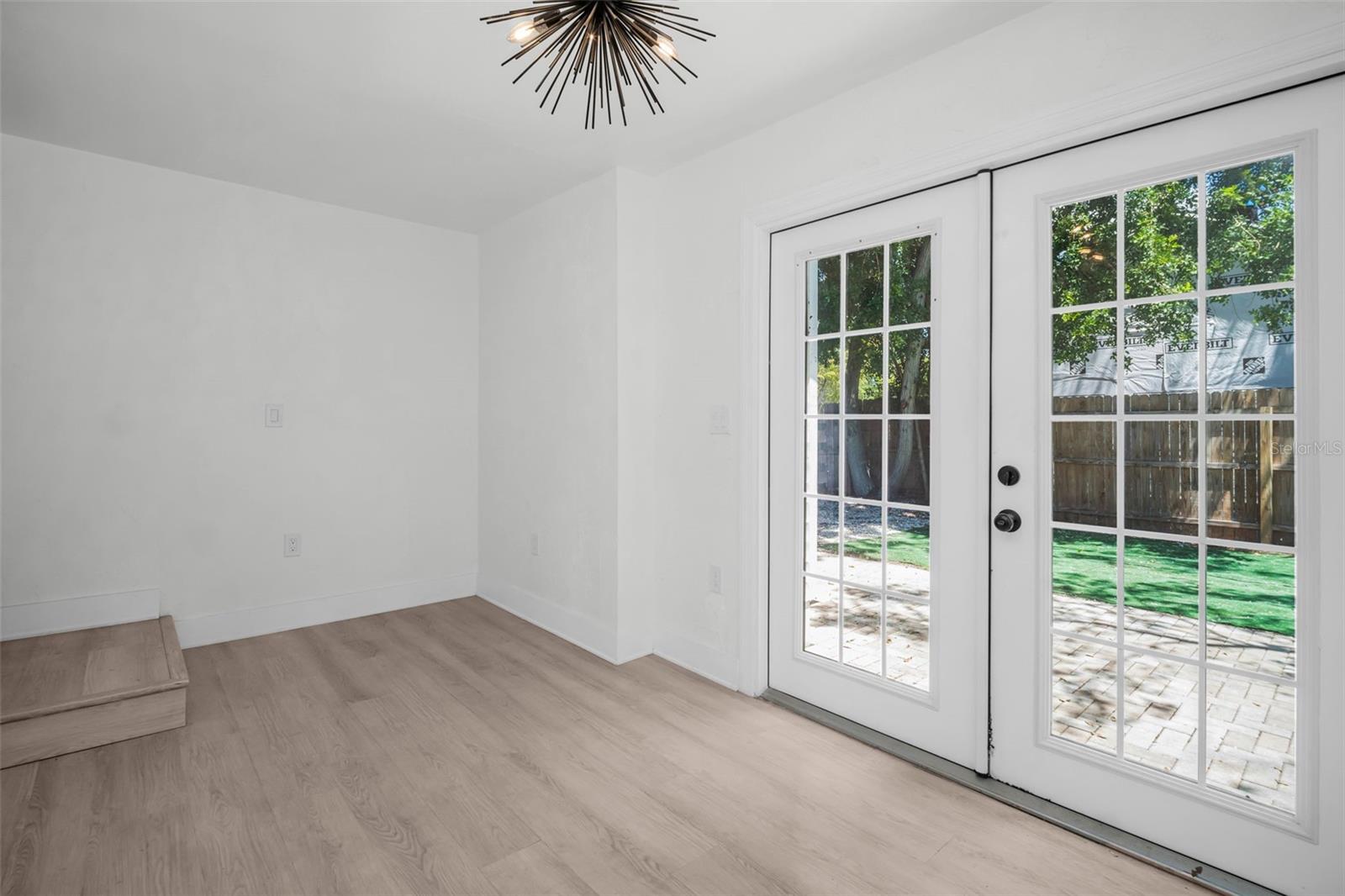 LAKEWOOD TERRACE - Residential