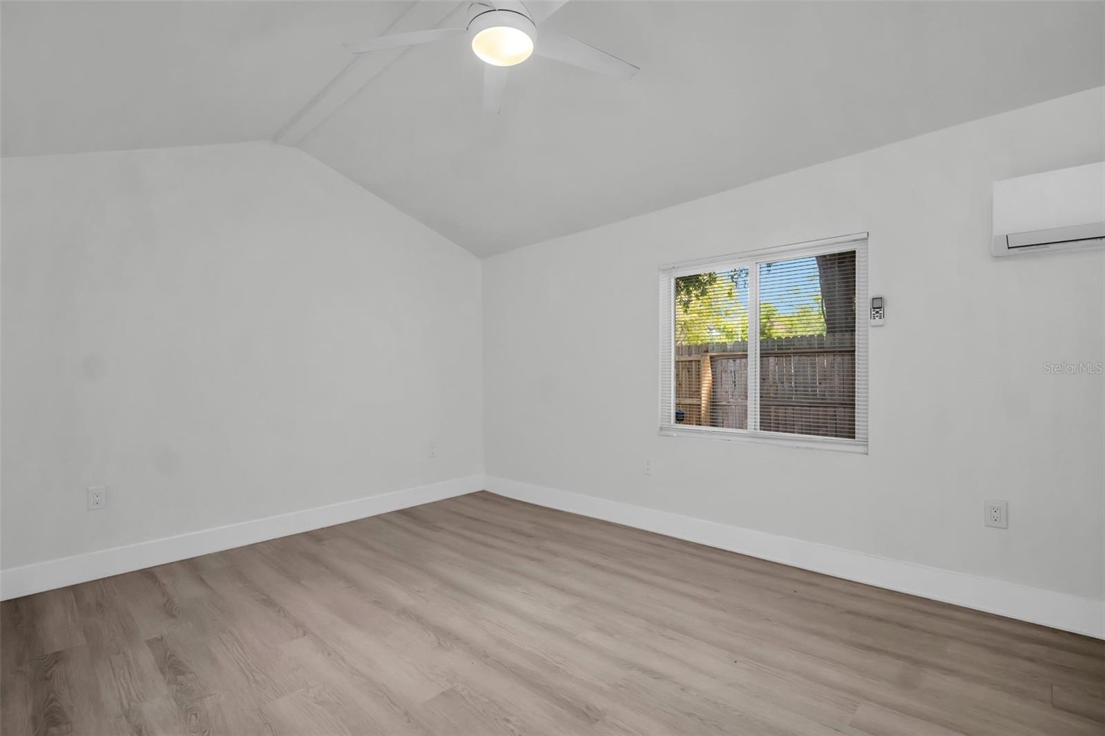 LAKEWOOD TERRACE - Residential