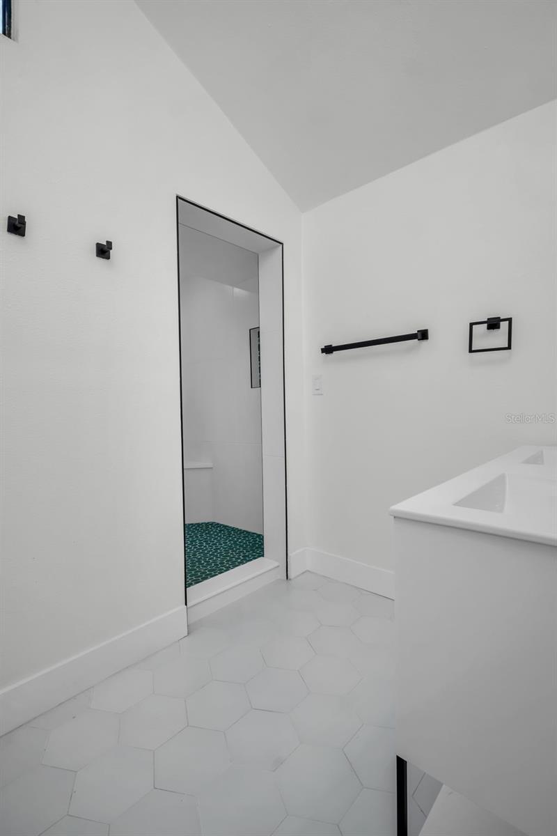 LAKEWOOD TERRACE - Residential