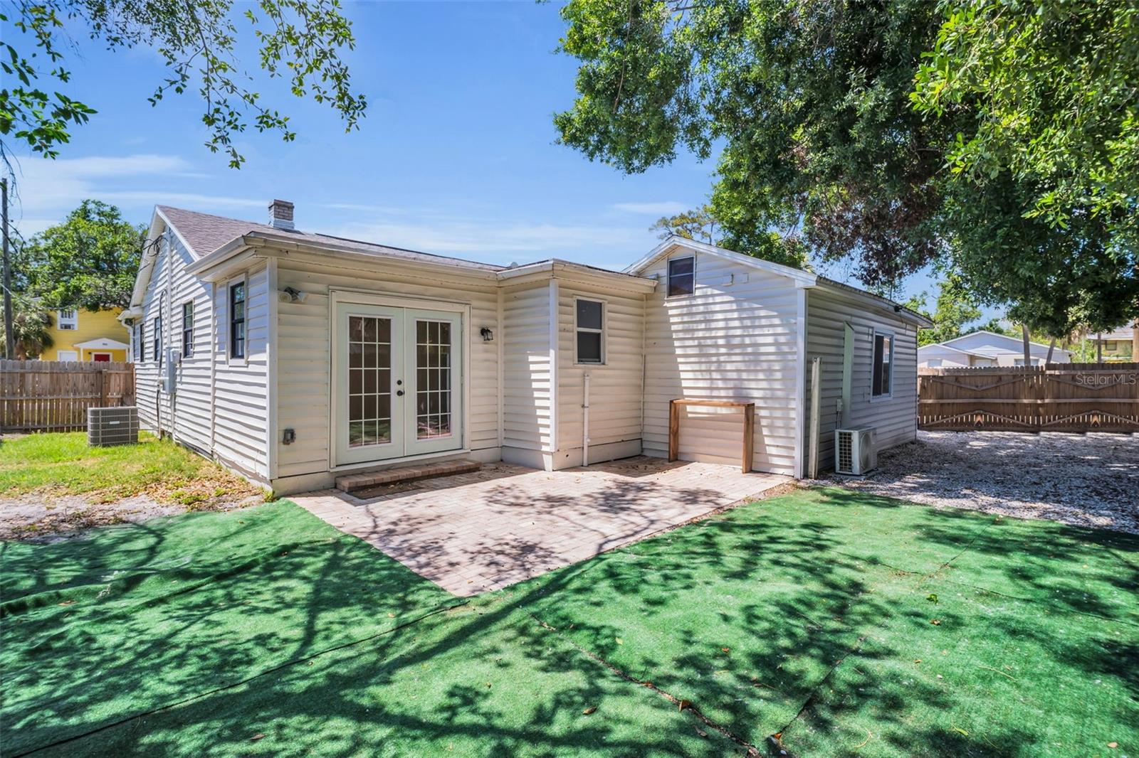 LAKEWOOD TERRACE - Residential