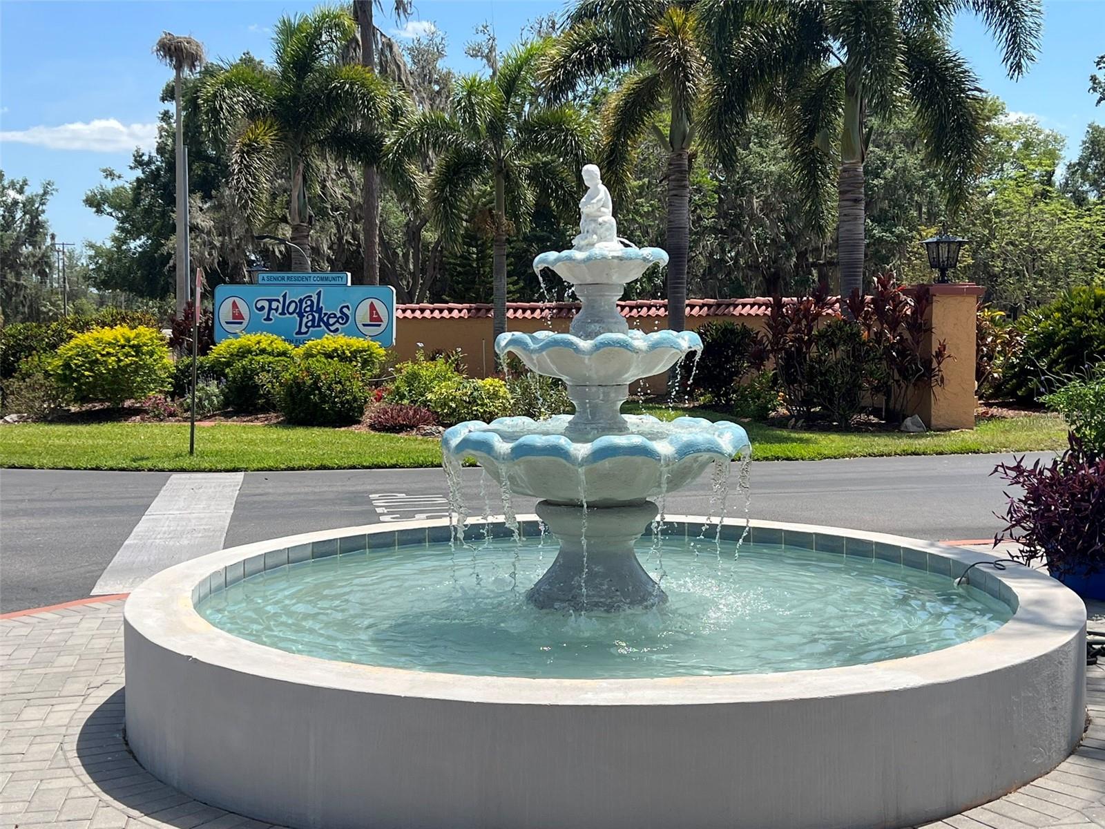 FLORAL LAKES - Residential