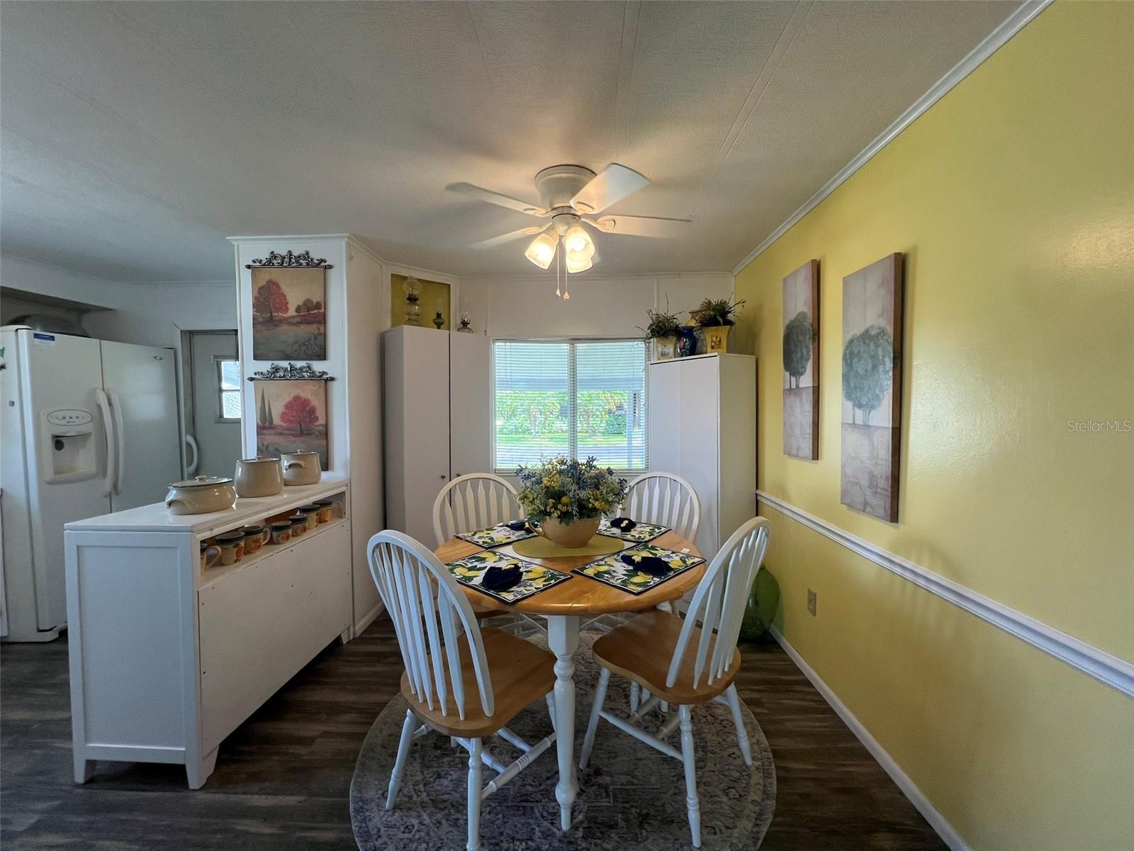 FLORAL LAKES - Residential