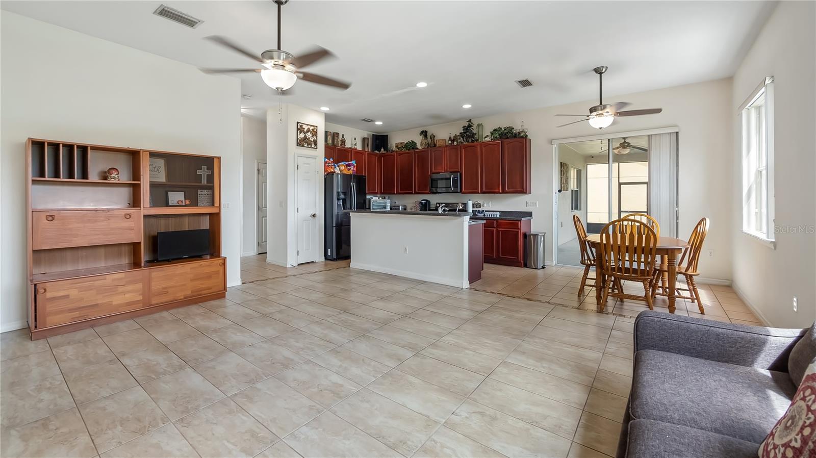 MINNEOLA HIGHLAND OAKS PH 03 - Residential