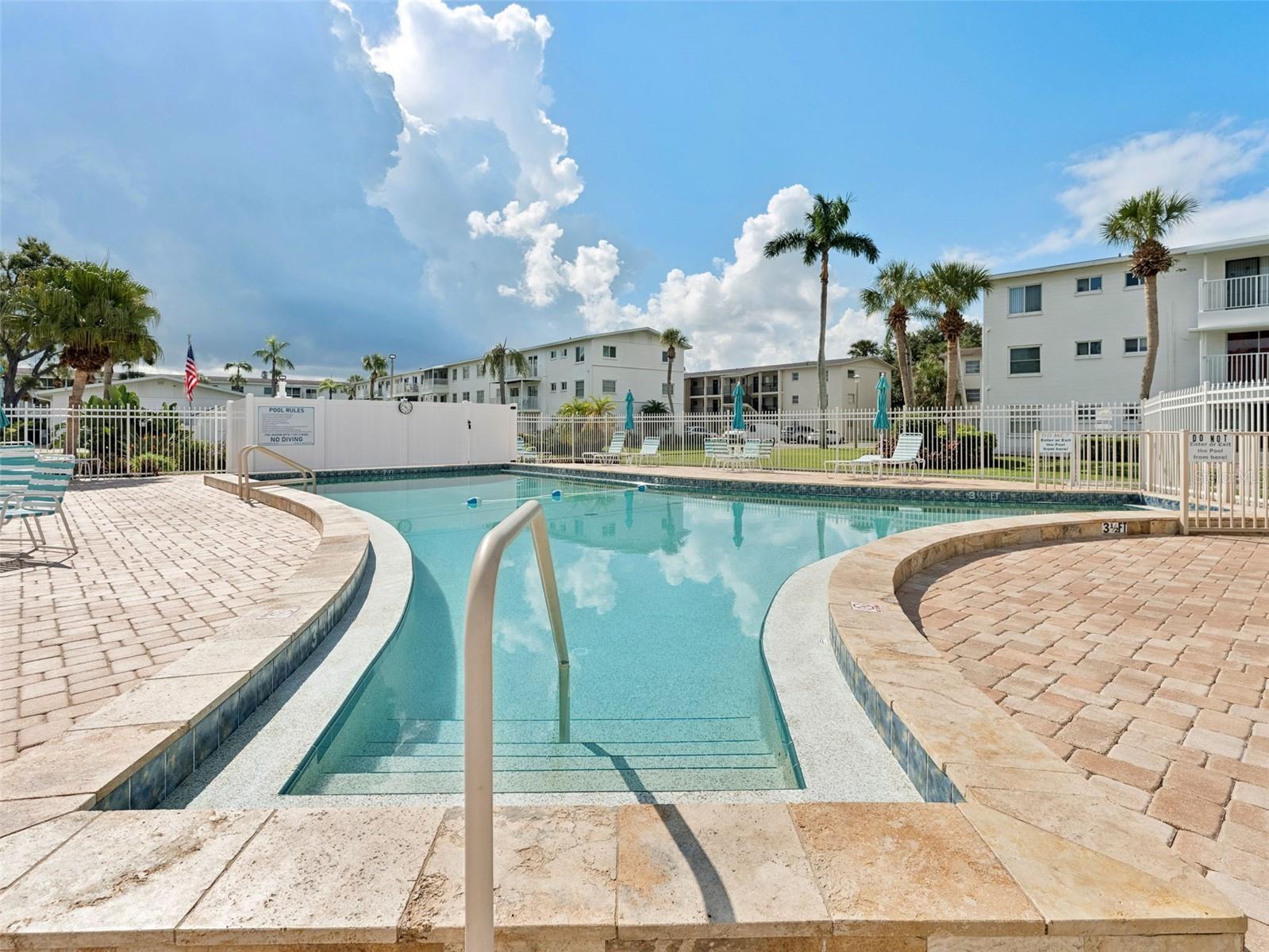 THE FOURTH BAYSHORE - Residential