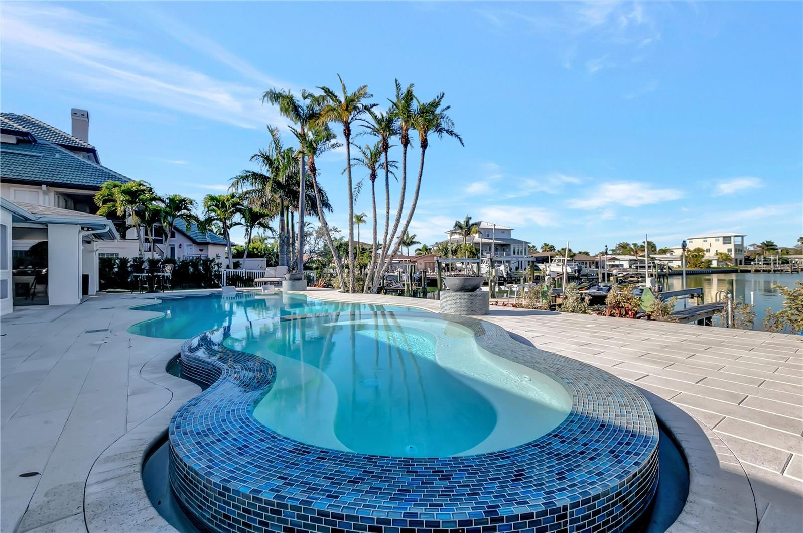HARBOR BLUFFS SEC 4 - Residential