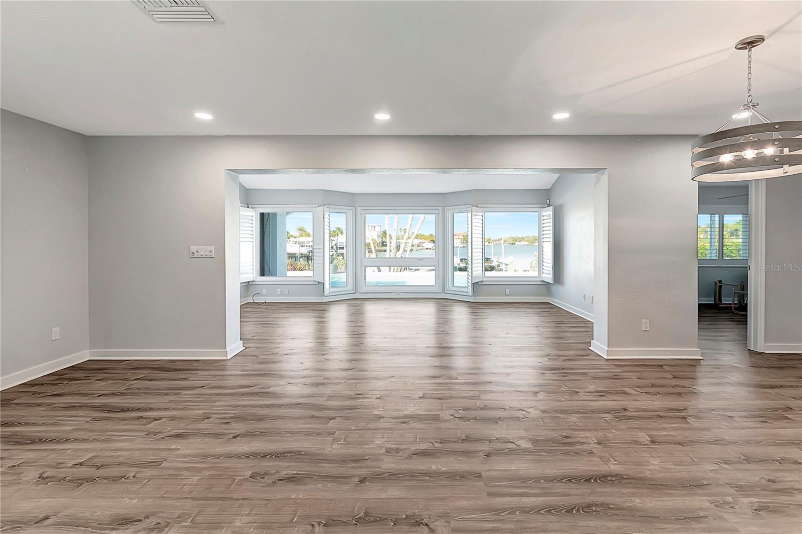 HARBOR BLUFFS SEC 4 - Residential