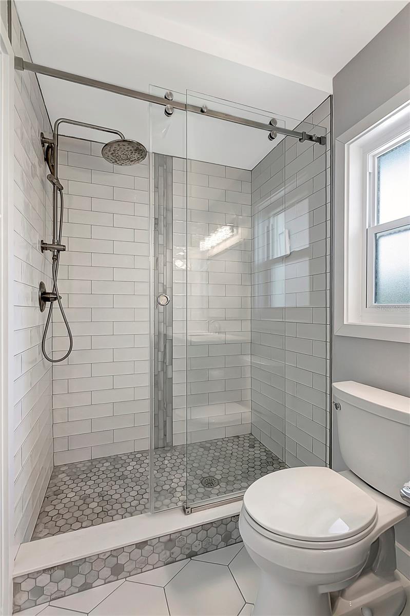 HARBOR BLUFFS SEC 4 - Residential