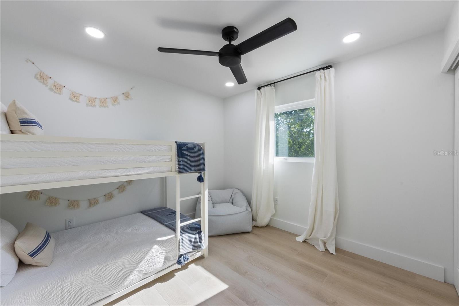 BAY PALMS ADD - Residential