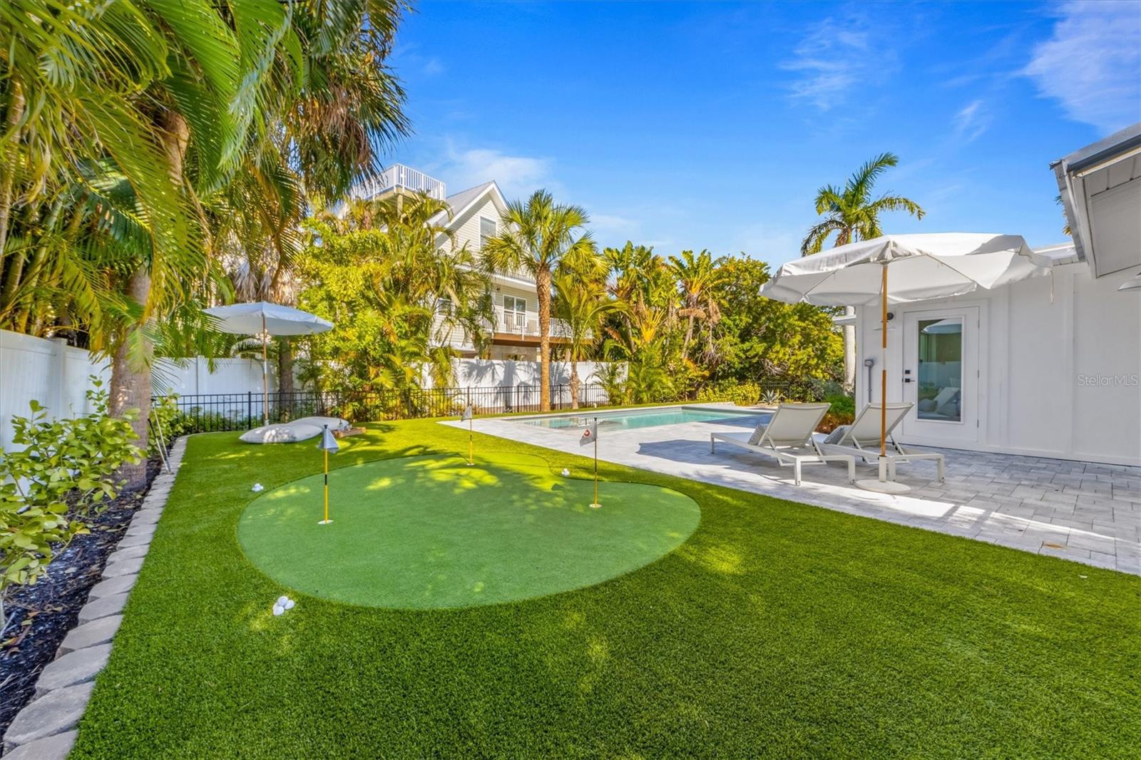 BAY PALMS ADD - Residential