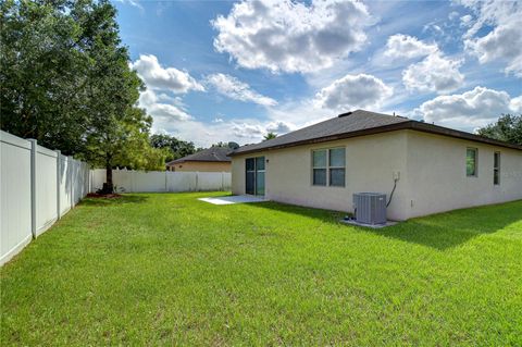 A home in VALRICO