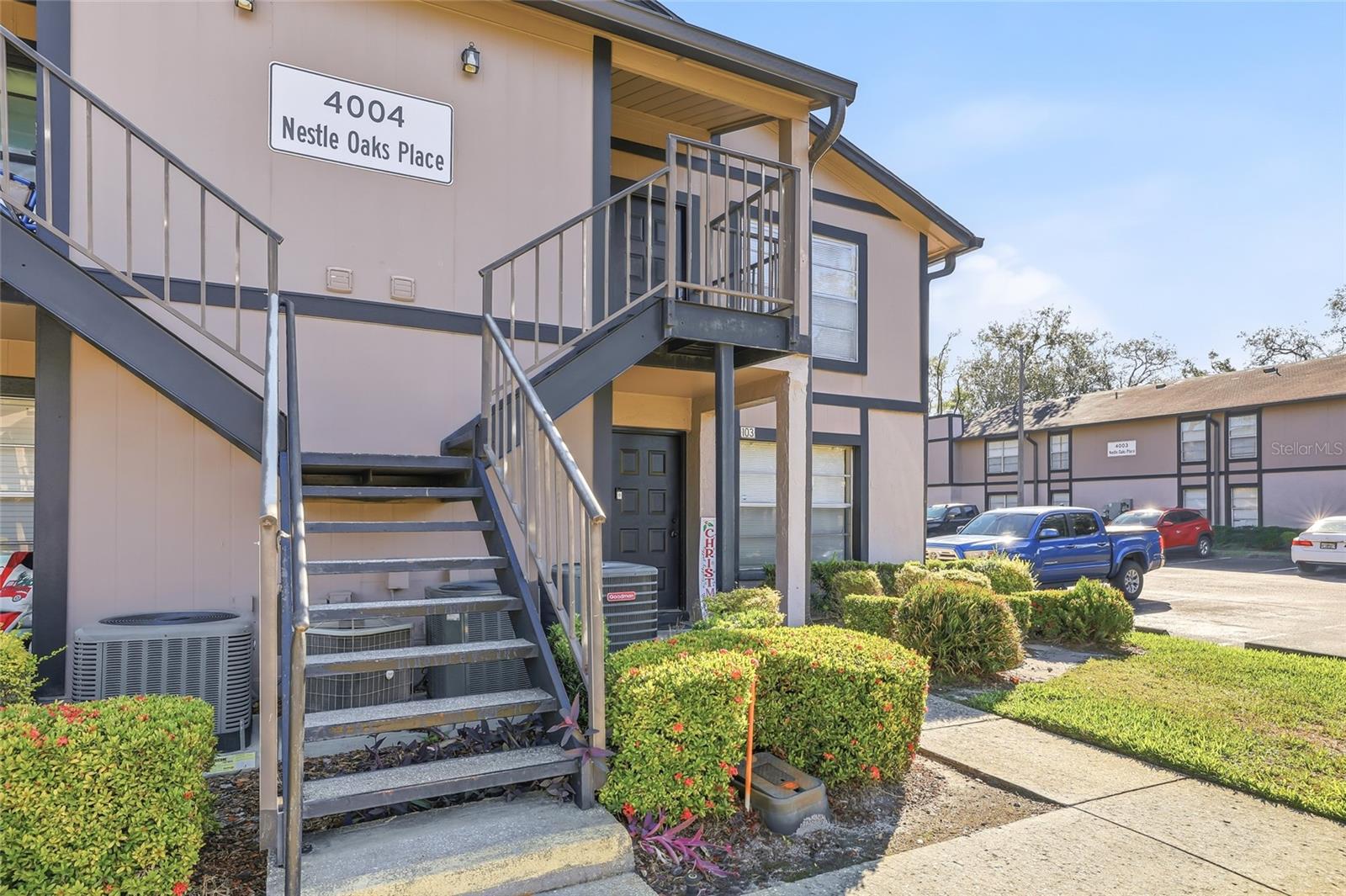 4004 NESTLE OAKS PLACE 203