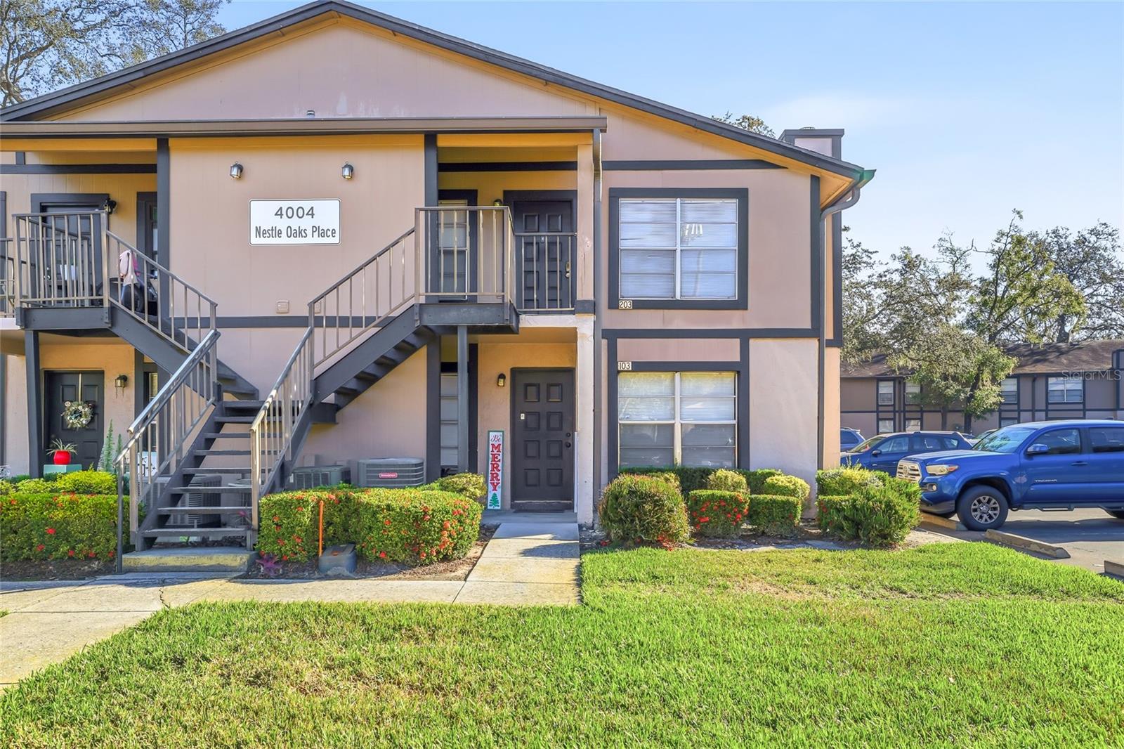 4004 NESTLE OAKS PLACE 203