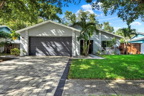 Photo of 6862 125th Terrace, Largo, FL 33773 (MLS # TB8426414)
