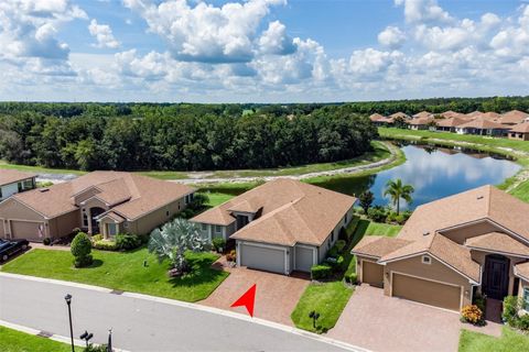 A home in WINTER HAVEN