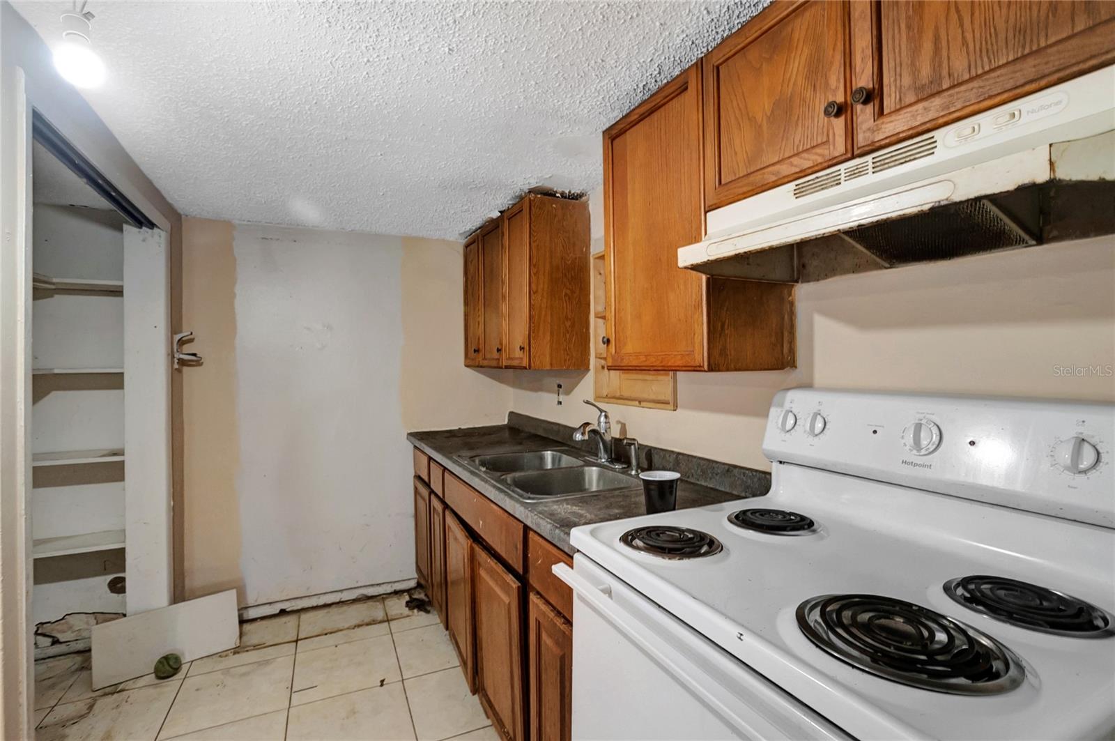 TEMPLE CREST UNIT 3 - Residential