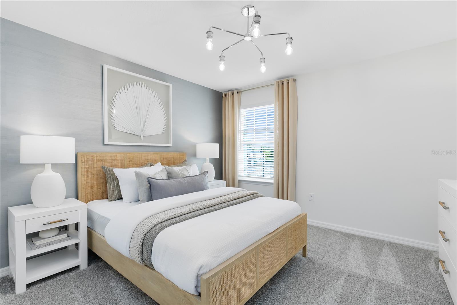 OVIEDO SQUARE - Residential