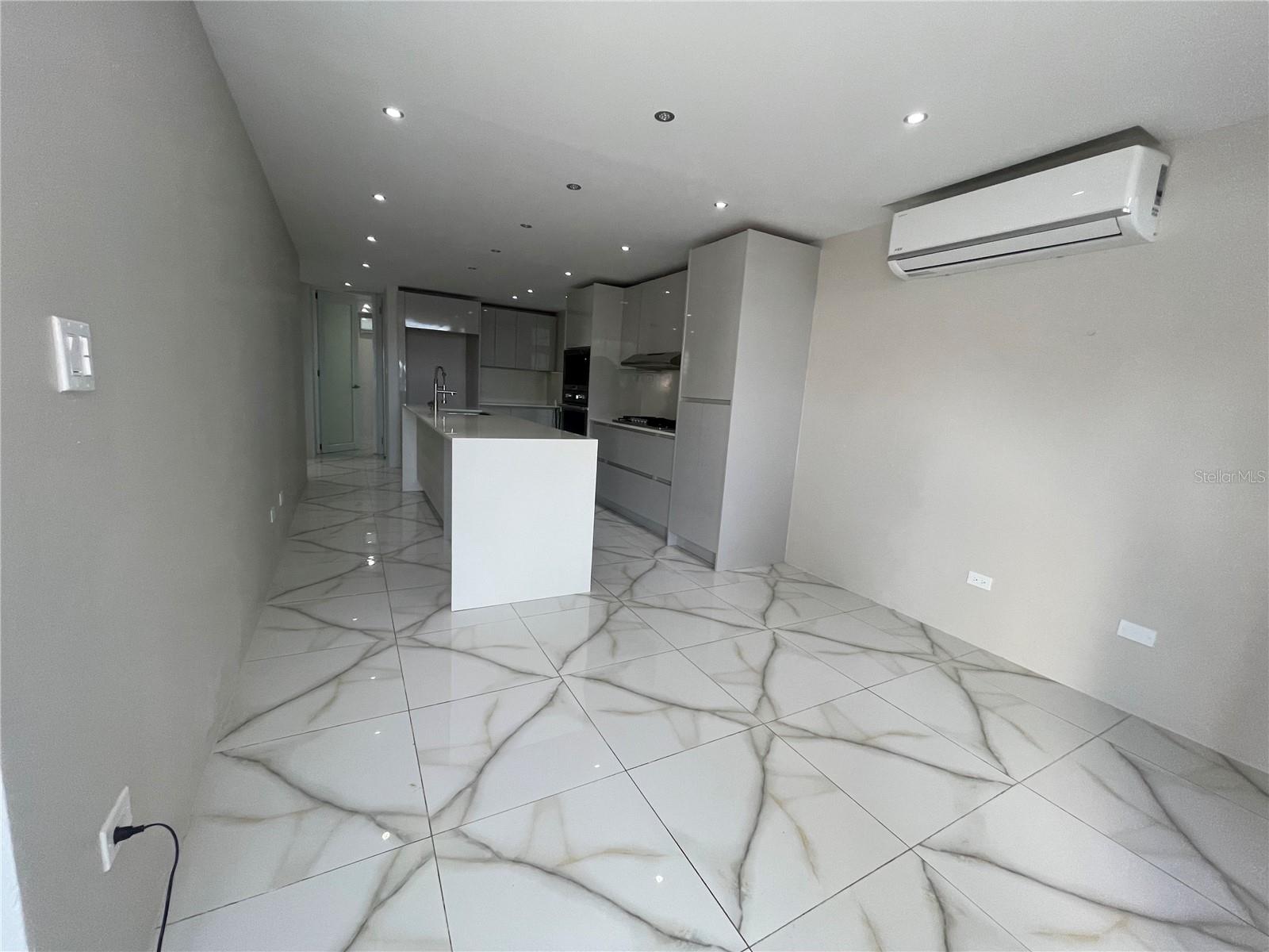 URBANIZACIÓN LOMA ALTA - Residential