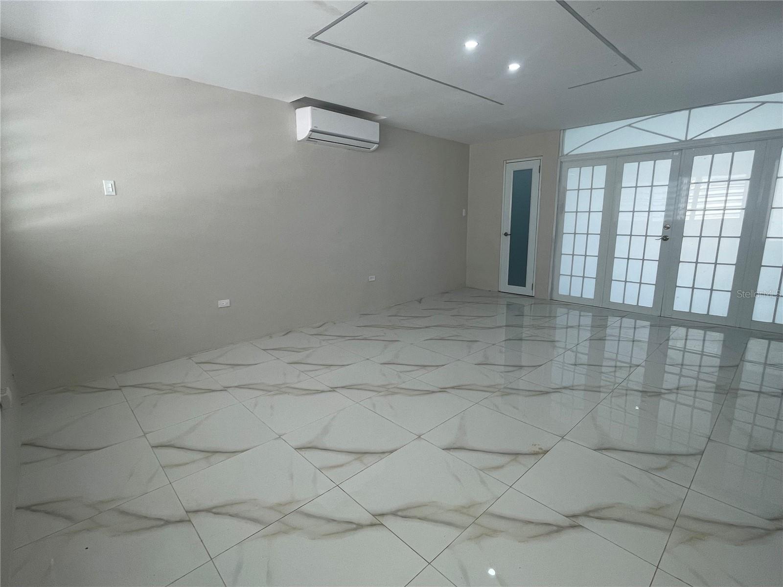 URBANIZACIÓN LOMA ALTA - Residential