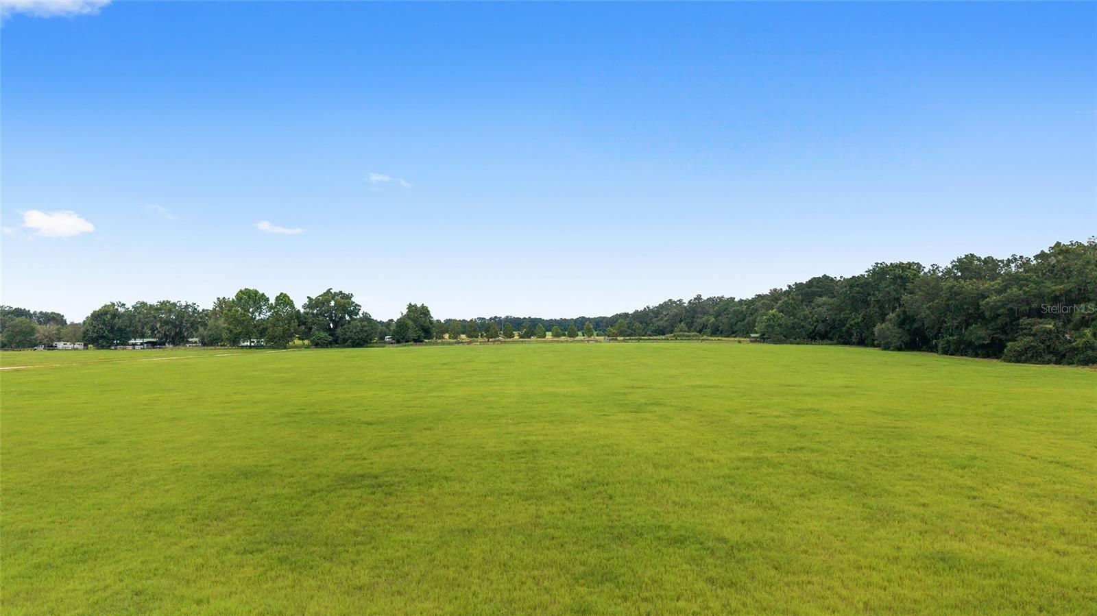 CHERRY RIDGE FARM - Land