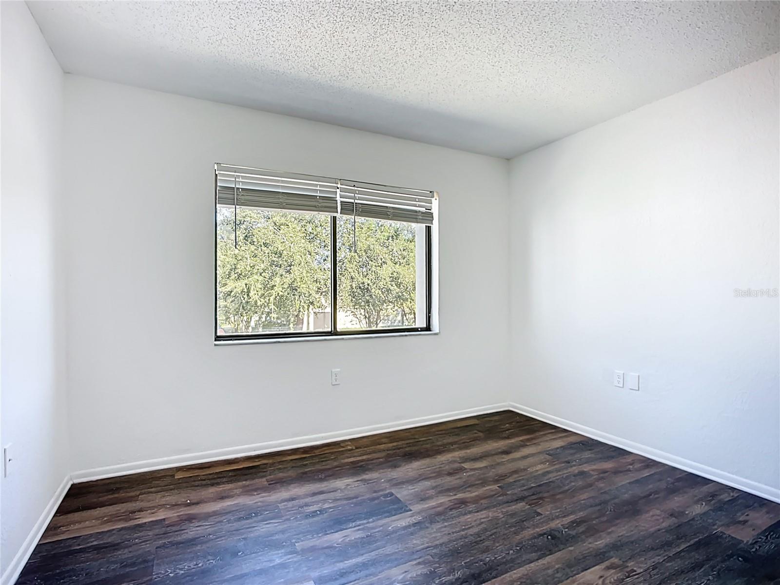GARDEN WALK PH 1 - Residential
