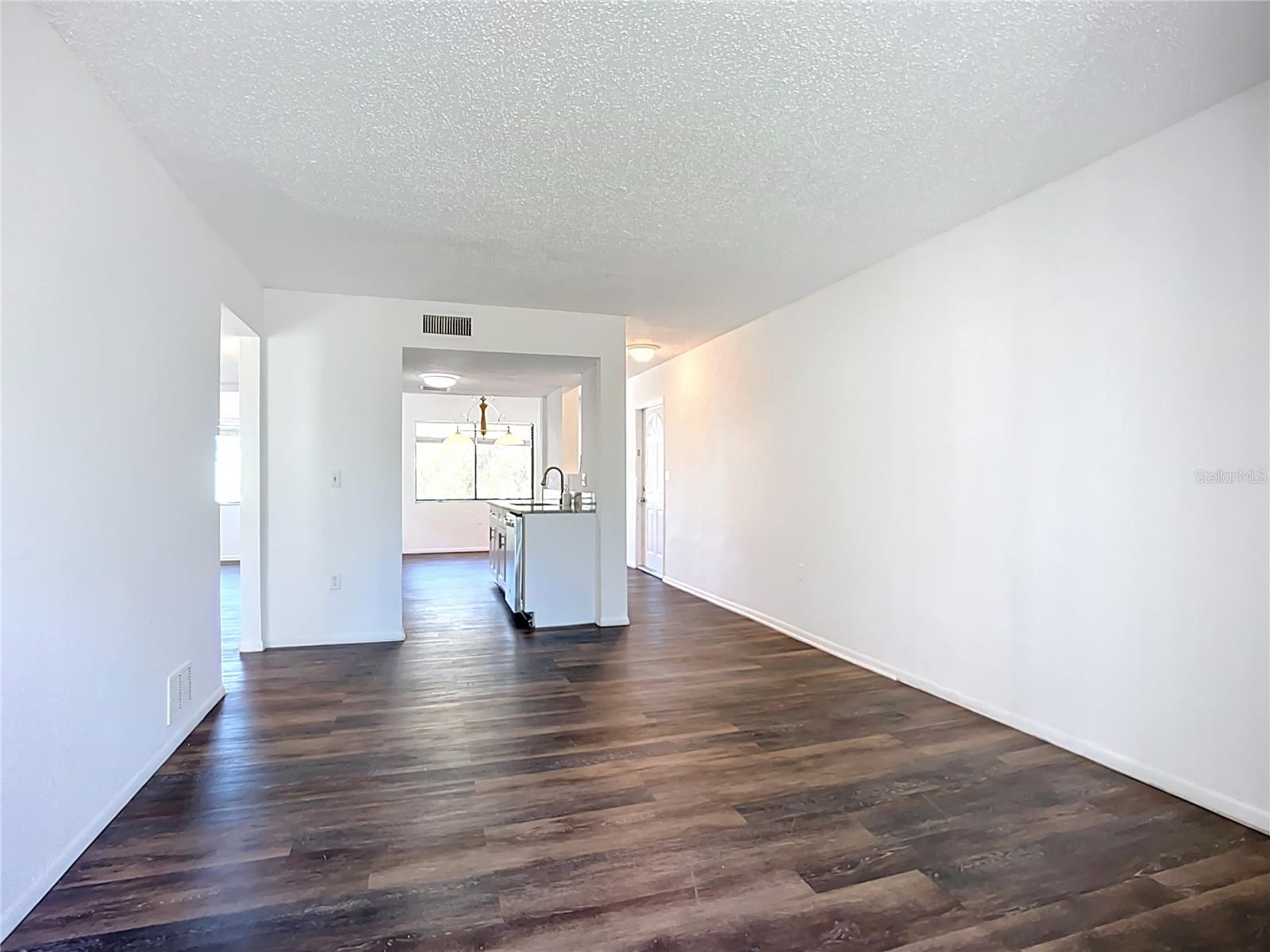 GARDEN WALK PH 1 - Residential