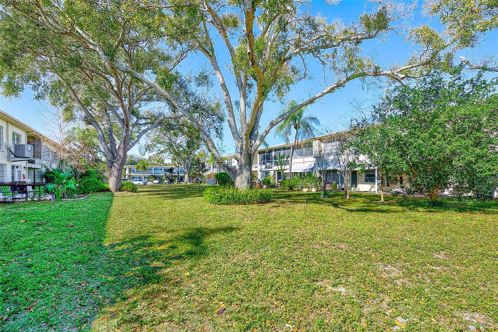 CLEARVIEW OAKS BLDG 16 - Residential