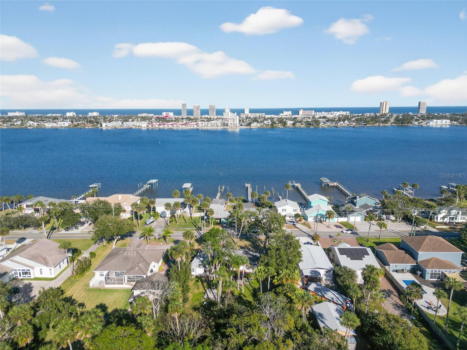 1630 RIVERSIDE DRIVE