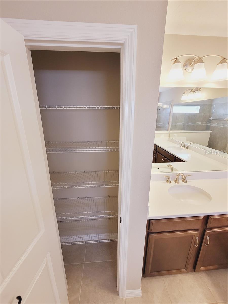 INDIAN TRAILS - Residential Lease