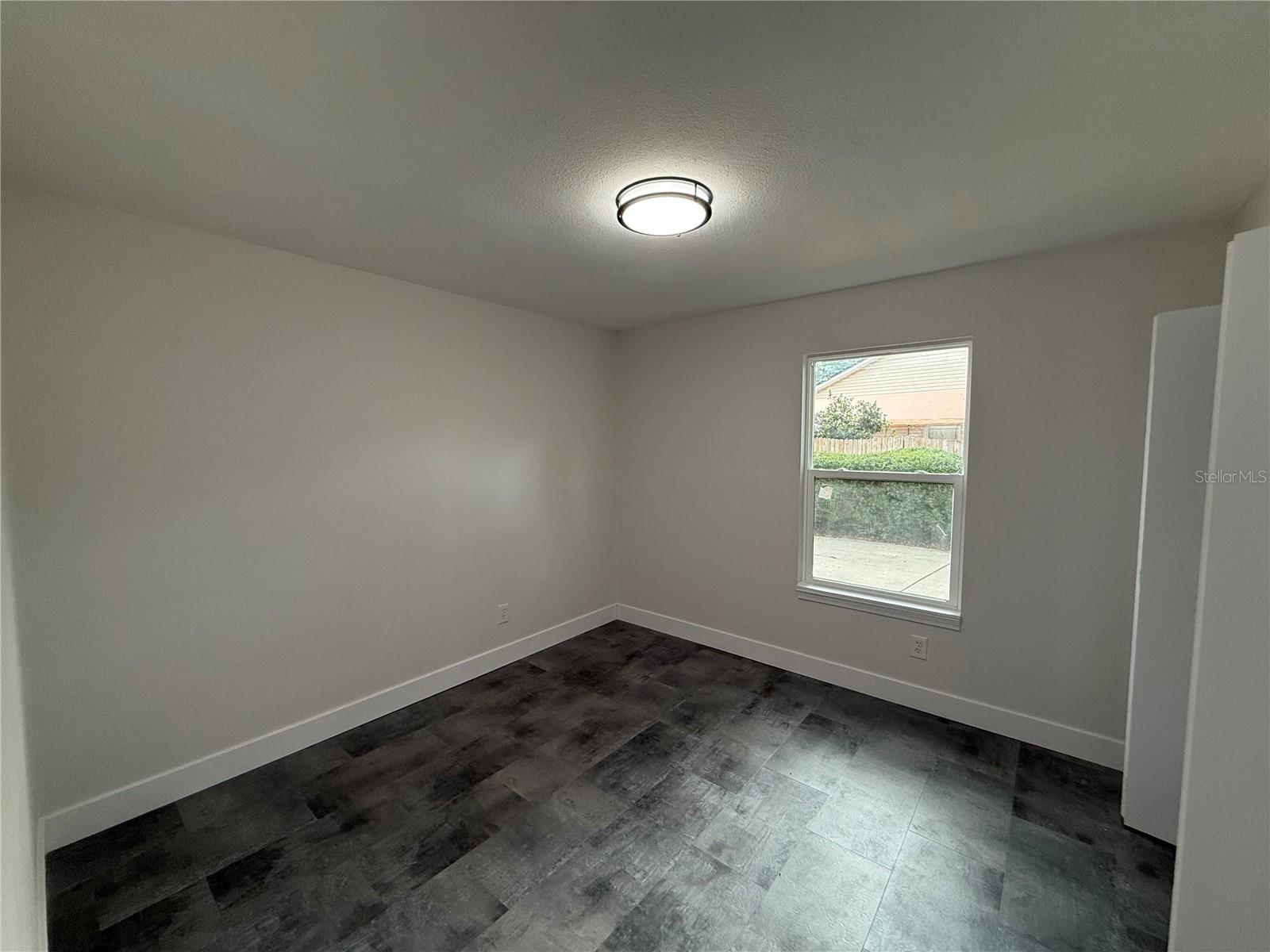 LAKESIDE VILLAGE - Residential