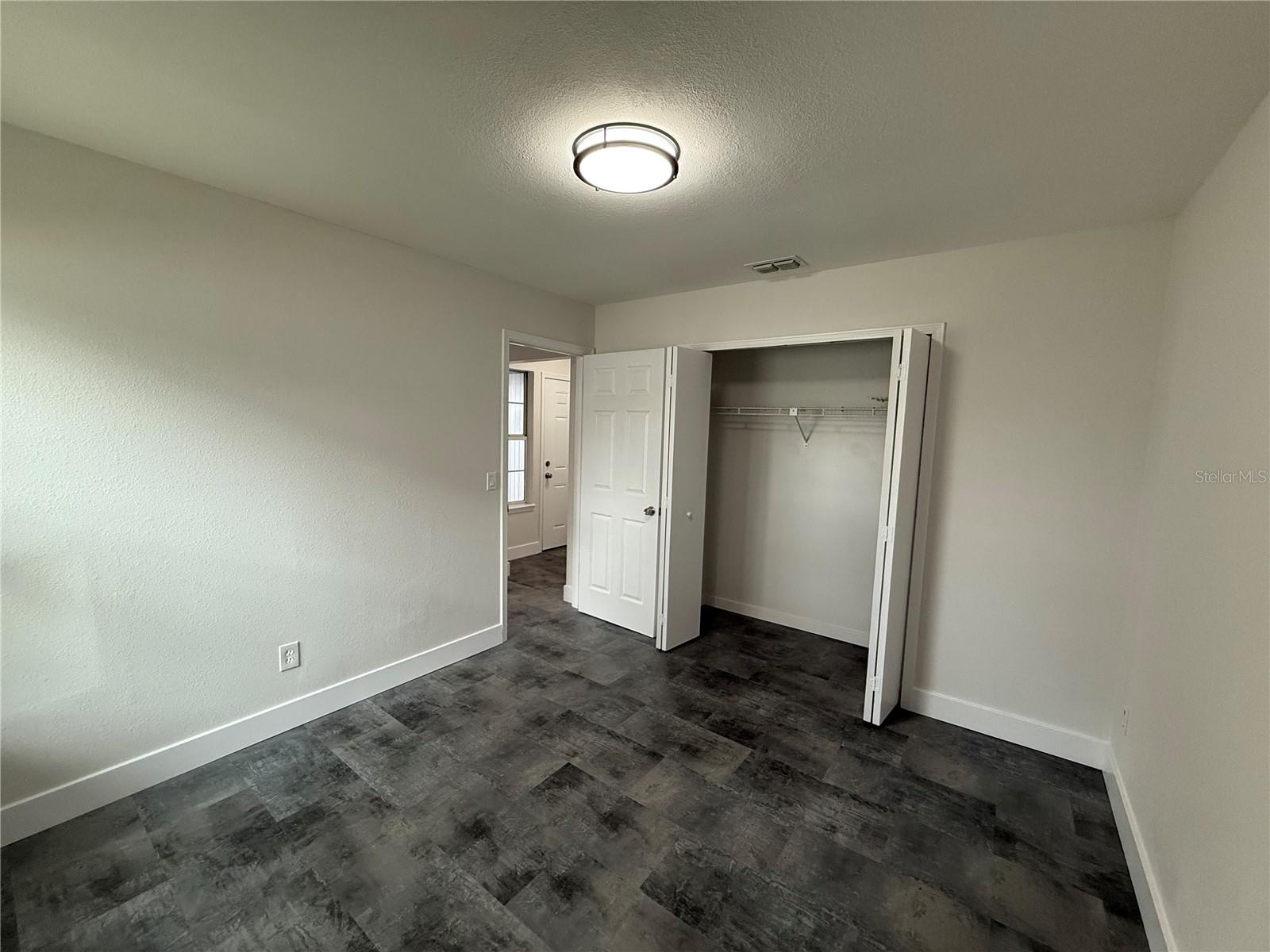 LAKESIDE VILLAGE - Residential