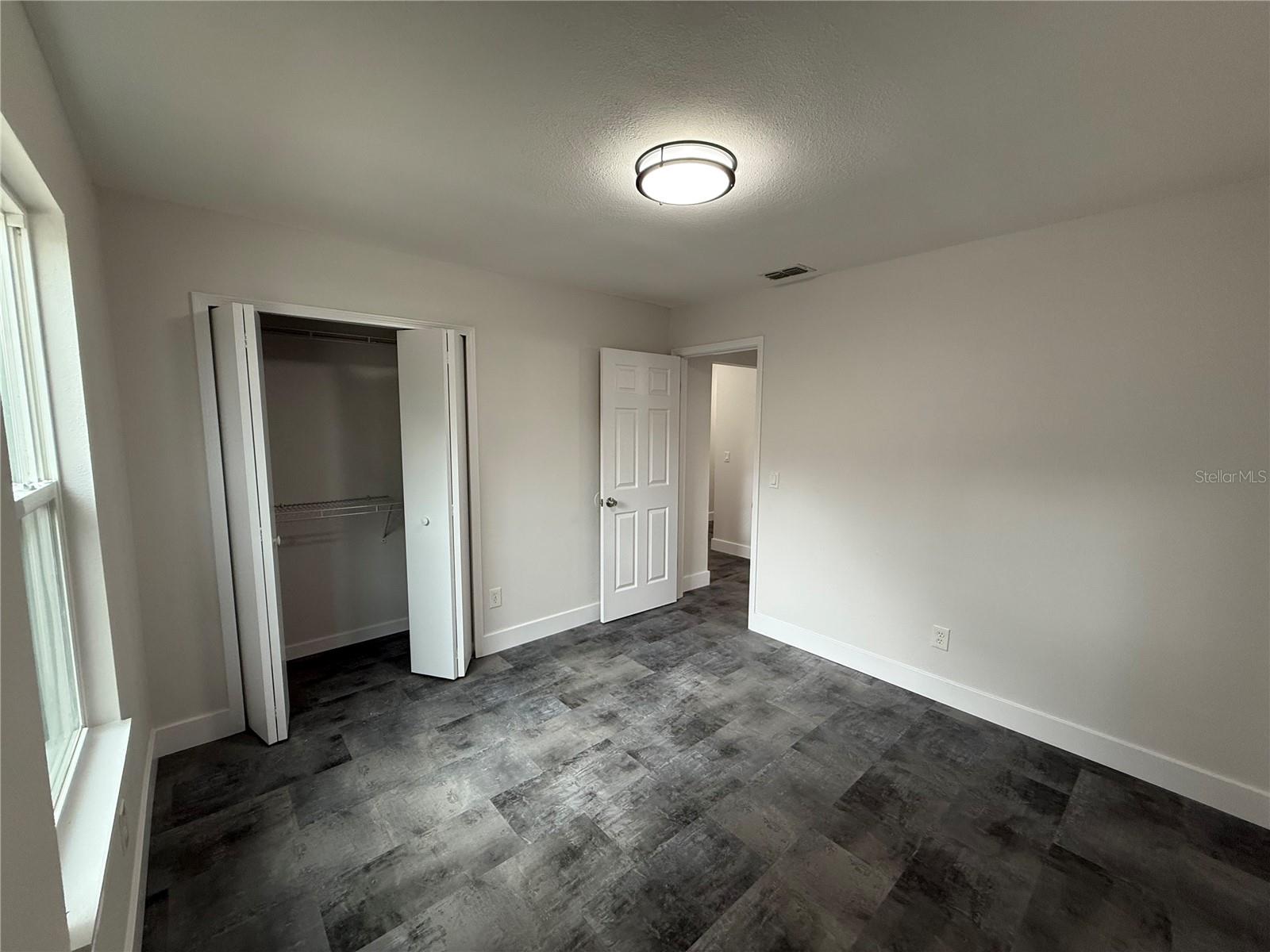 LAKESIDE VILLAGE - Residential