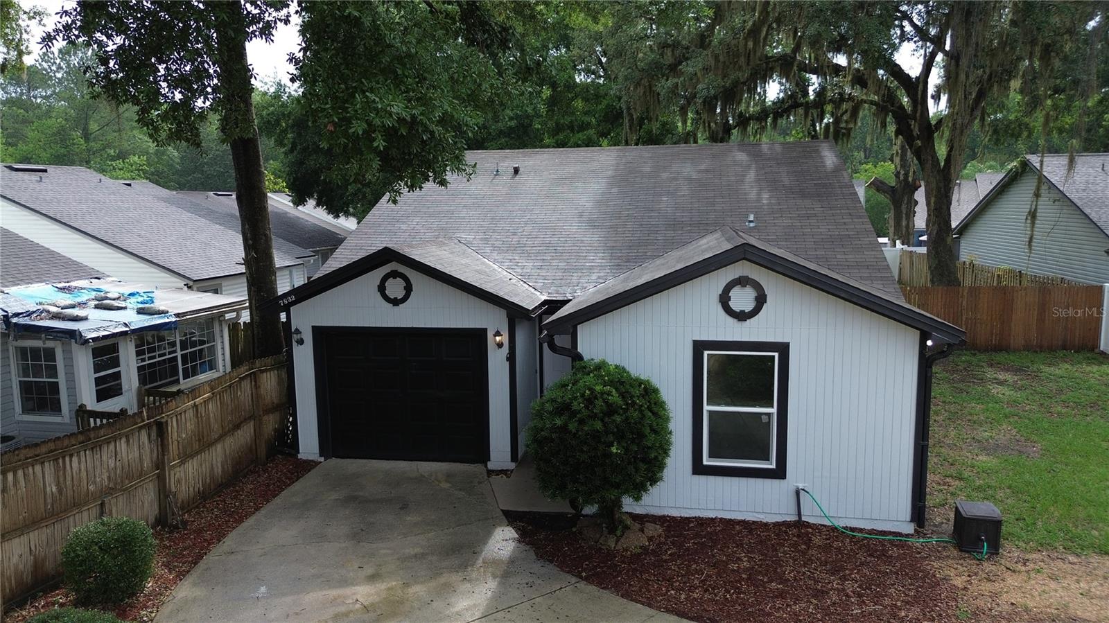 LAKESIDE VILLAGE - Residential