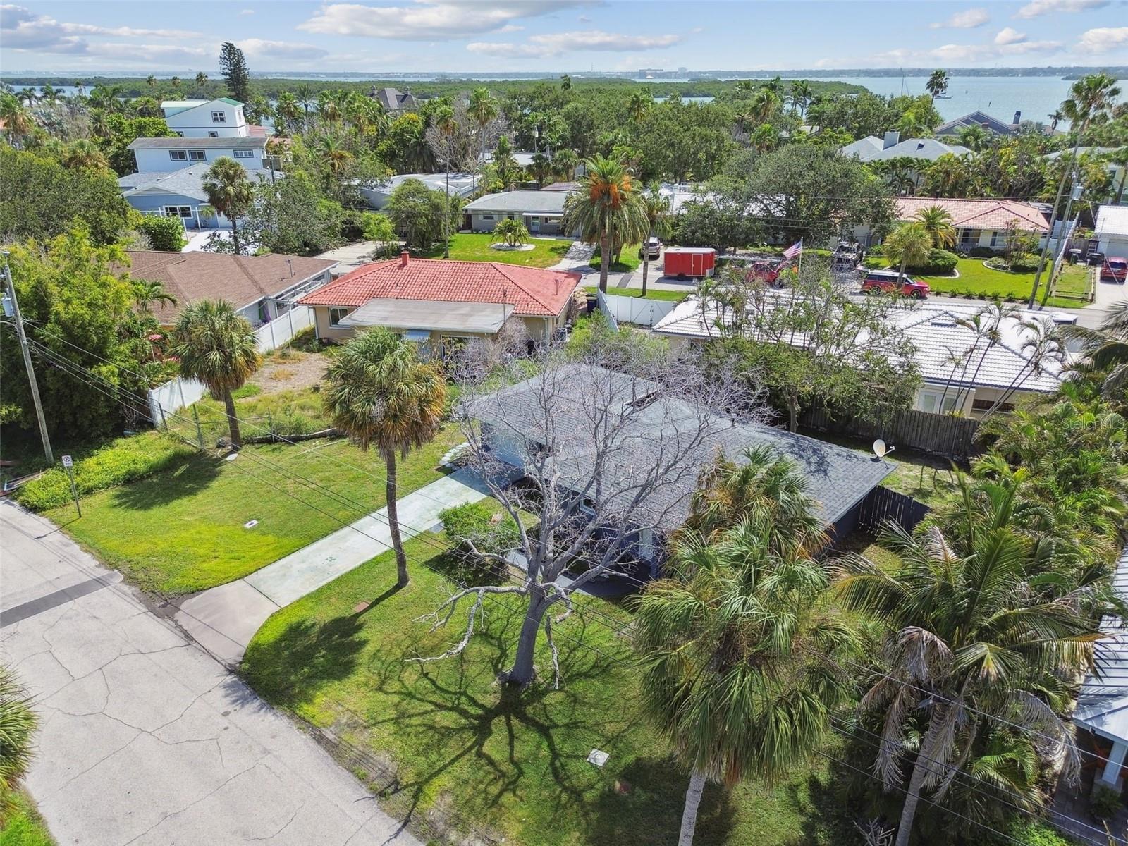 MANDALAY SUB - Residential Lease