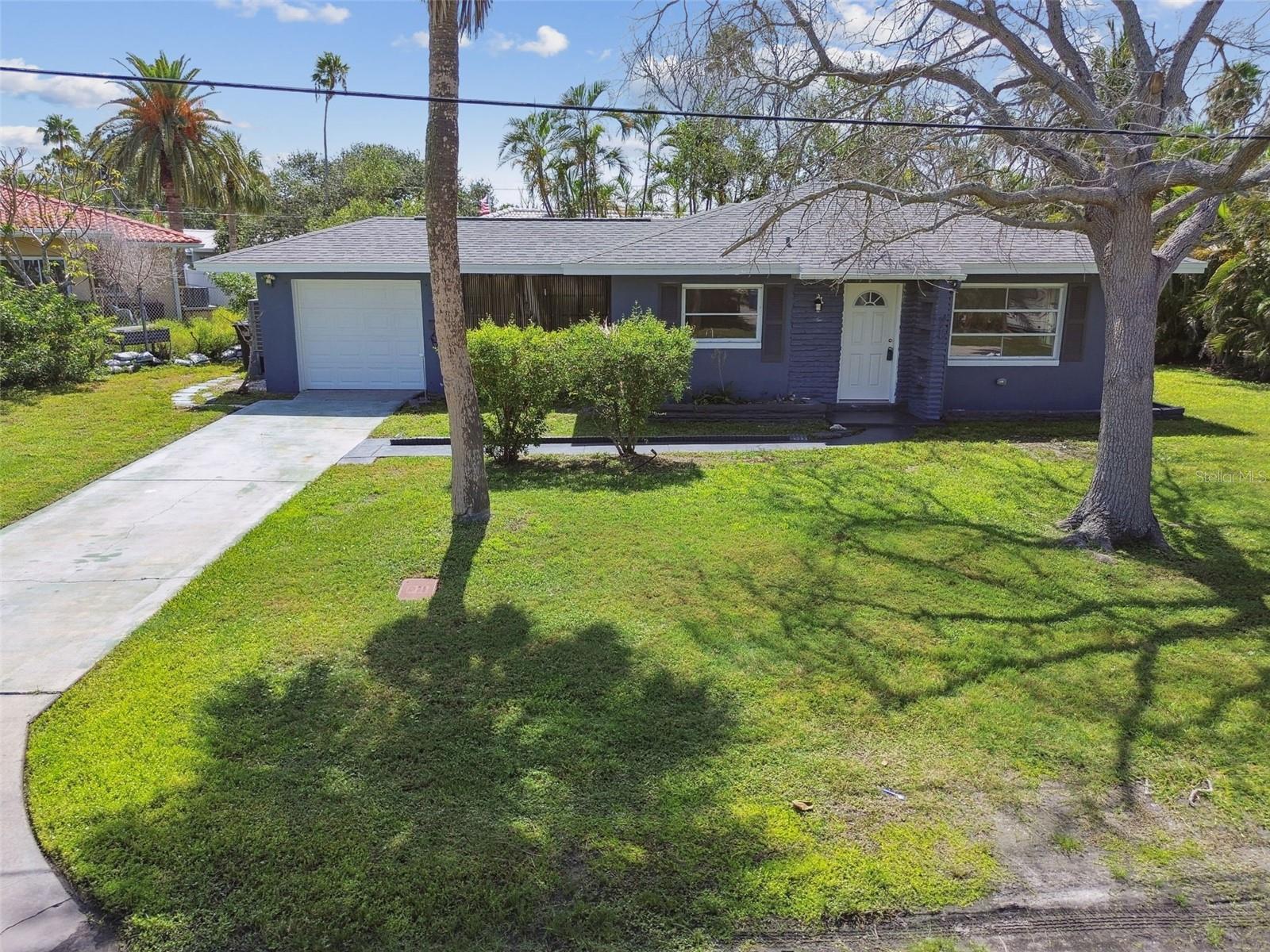 MANDALAY SUB - Residential Lease