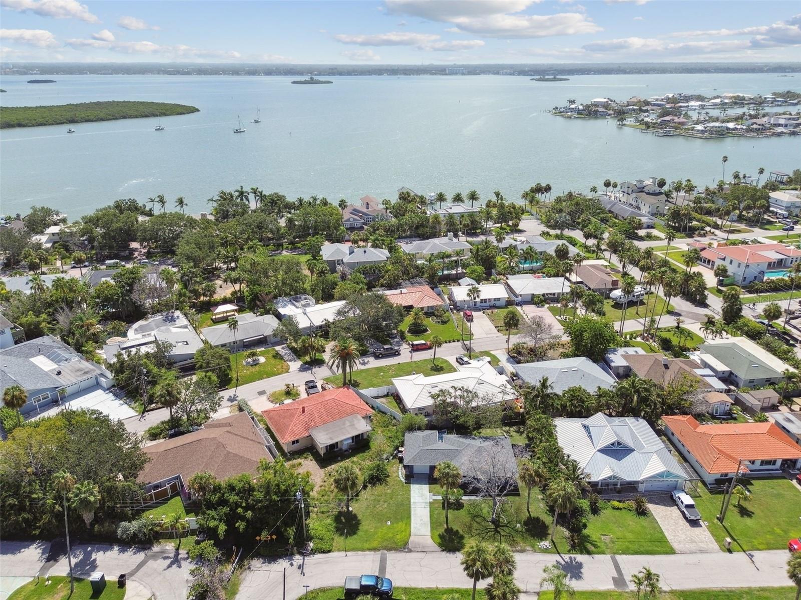MANDALAY SUB - Residential Lease