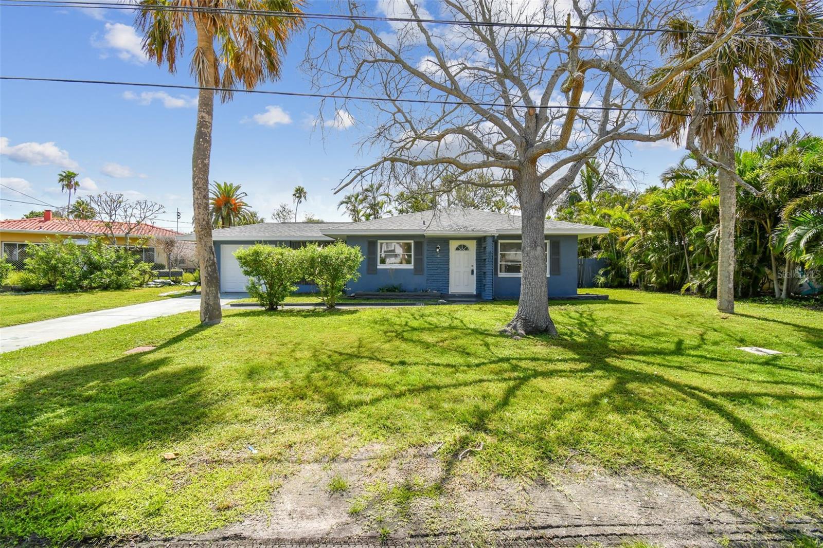 MANDALAY SUB - Residential Lease