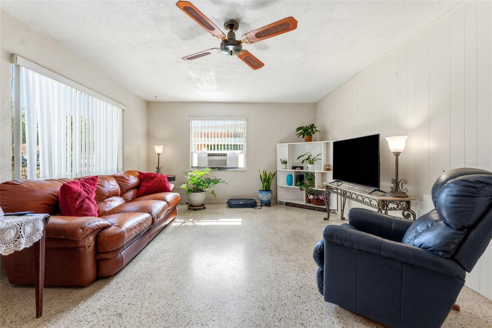 JUNGLE TERRACE SEC B - Residential