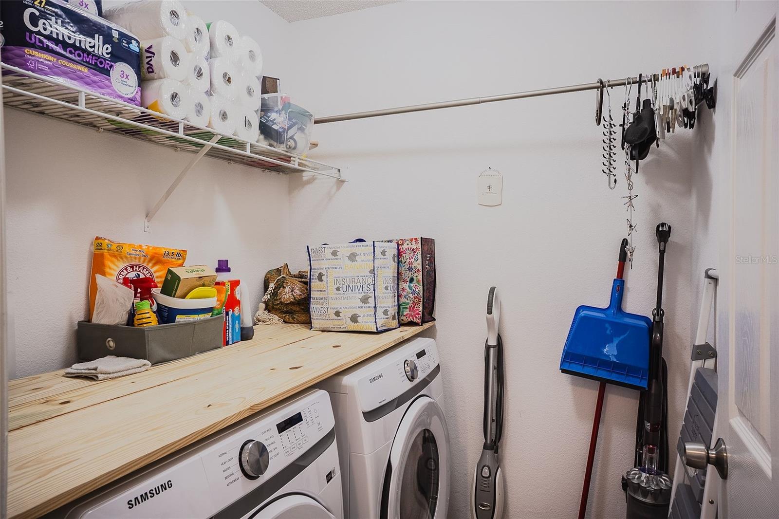 WINDSOR HILL PH 01 - Residential