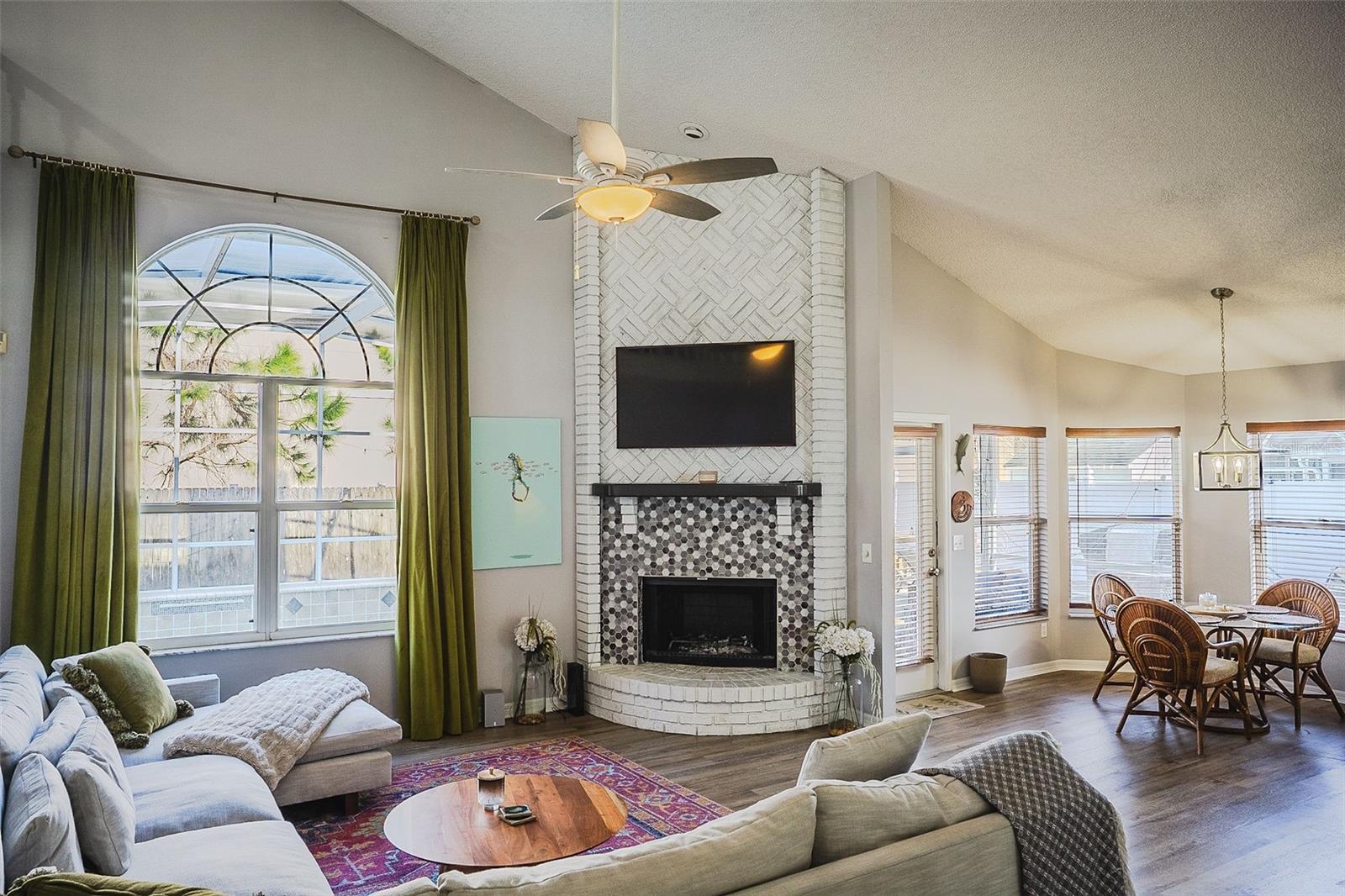 WINDSOR HILL PH 01 - Residential