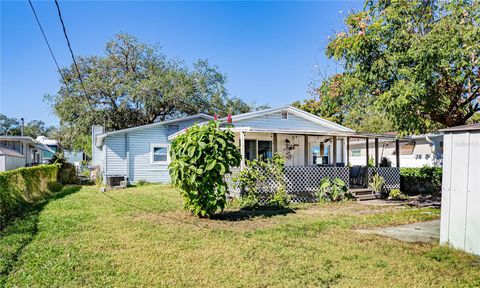 A home in LAKELAND