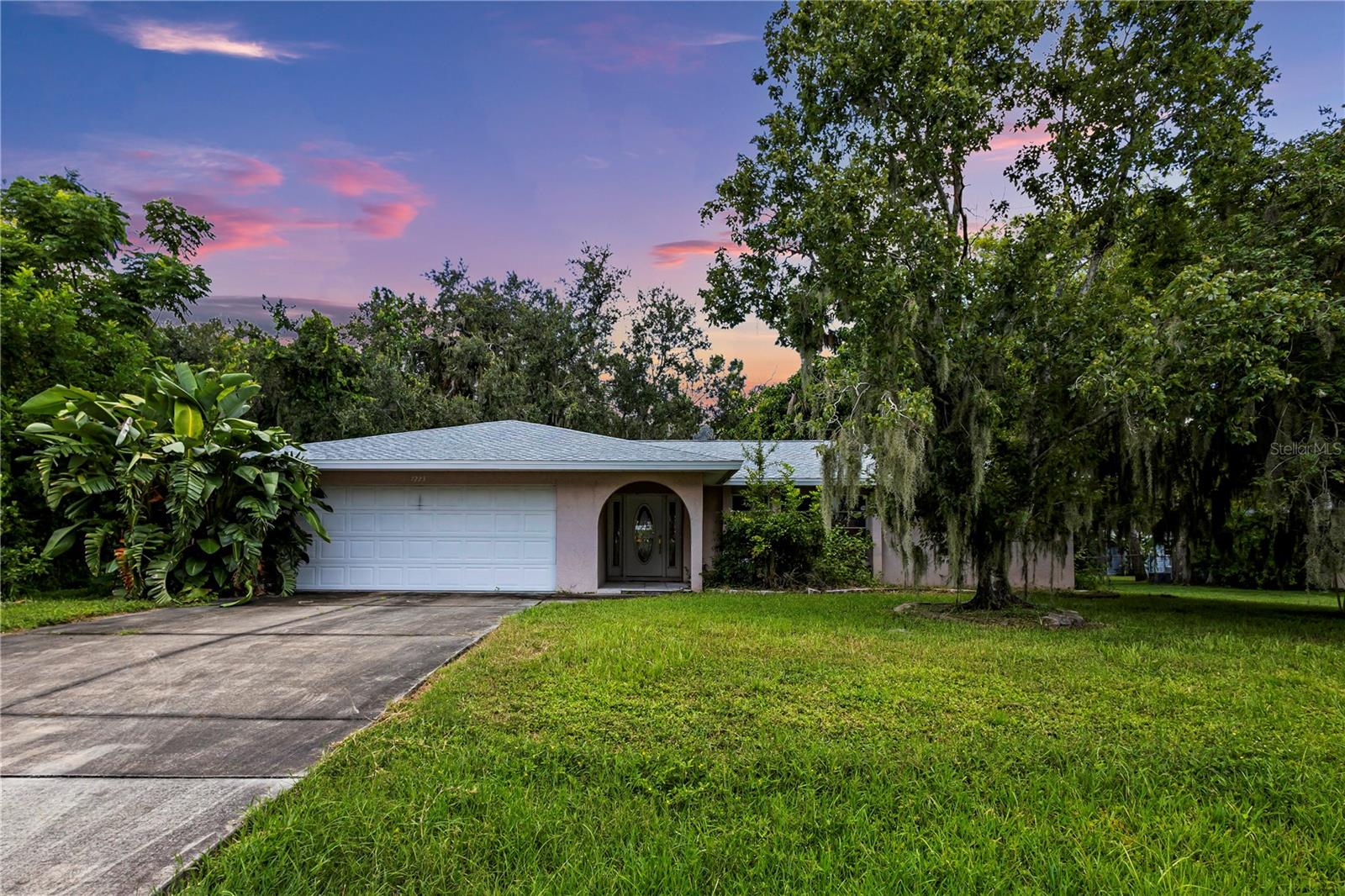 7223 N LEEWYNN DRIVE