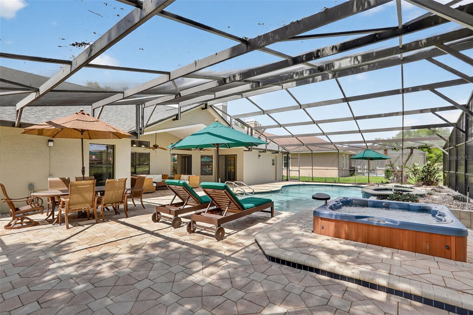 HUNTERS CREEK TR 130 PH 01 - Residential