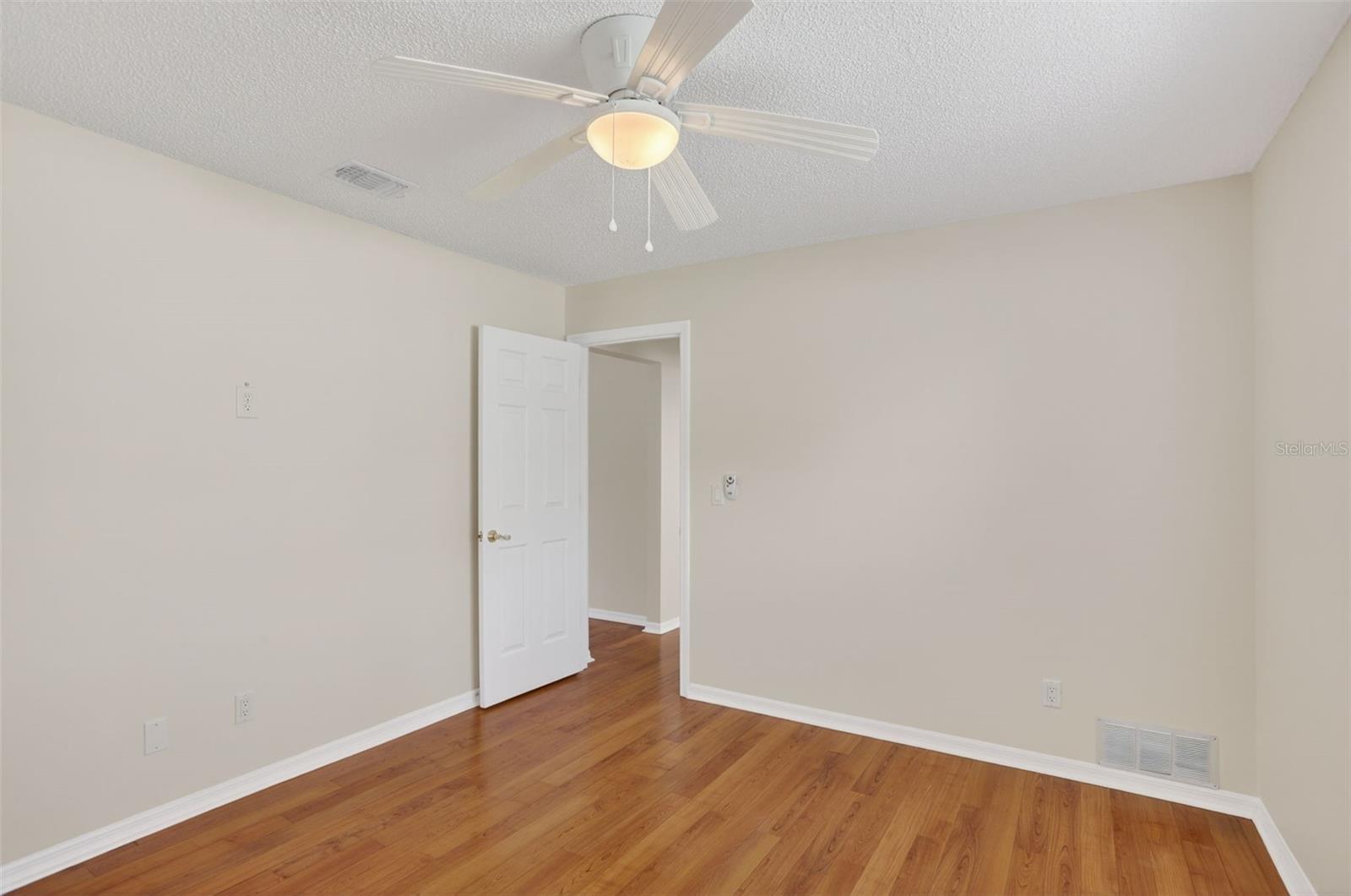 HUNTERS CREEK TR 130 PH 01 - Residential