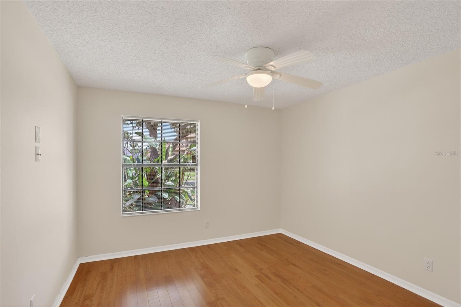 HUNTERS CREEK TR 130 PH 01 - Residential