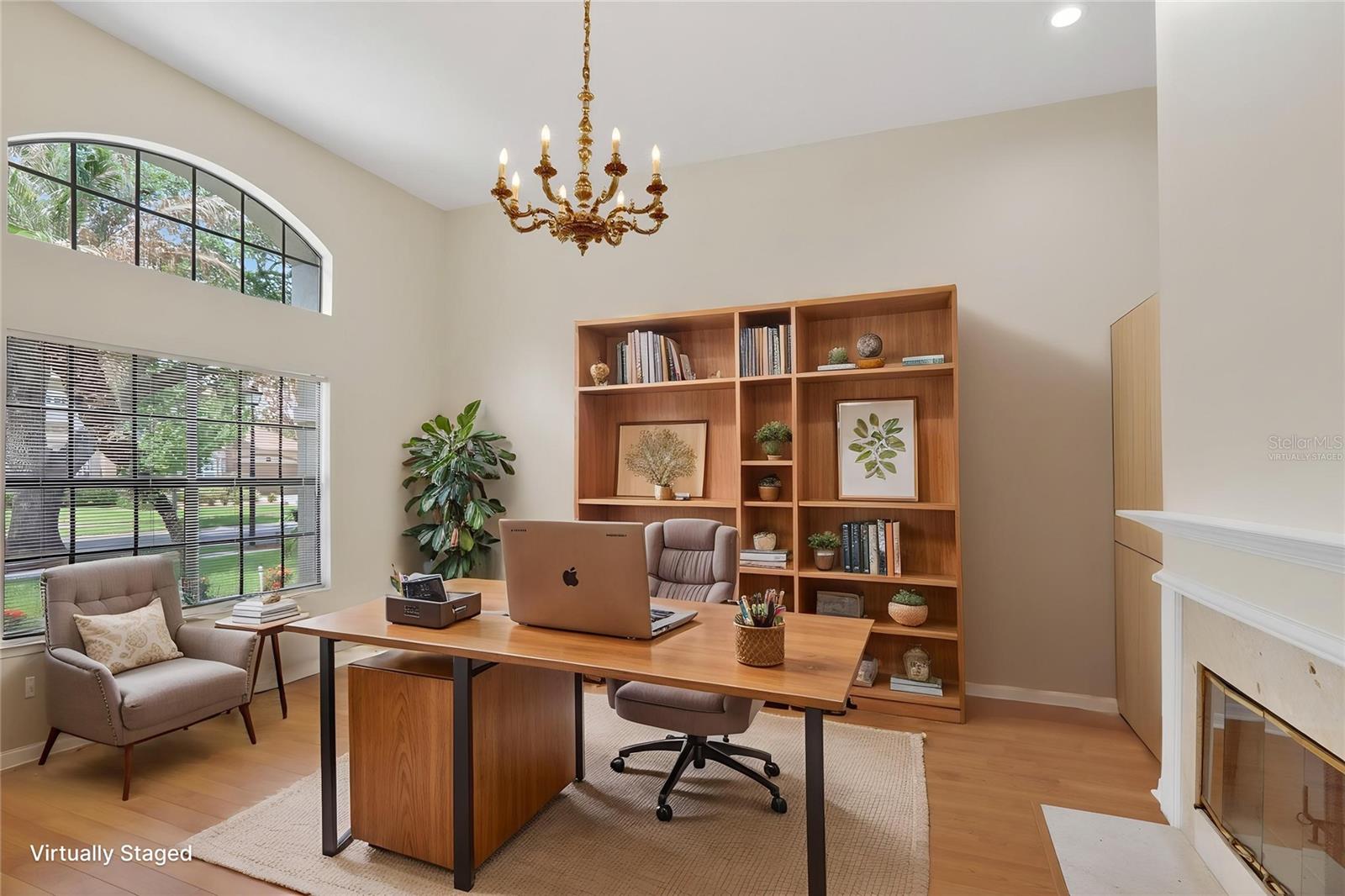 HUNTERS CREEK TR 130 PH 01 - Residential