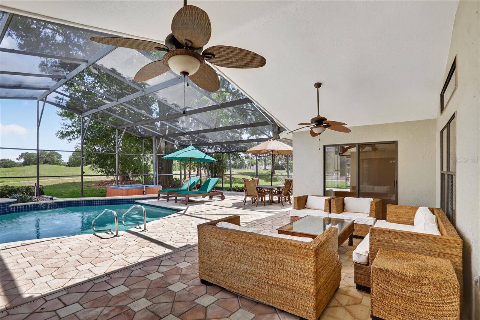 HUNTERS CREEK TR 130 PH 01 - Residential